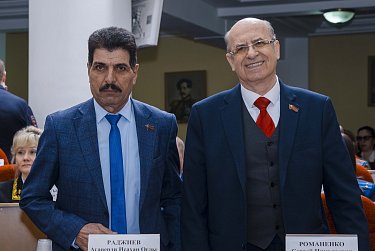 Евгений Солнцев впервые отчитался перед депутатами Заксобрания